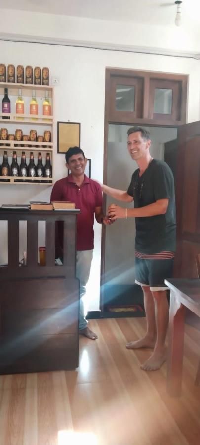 Ocean Breeze Villa Matara Luaran gambar