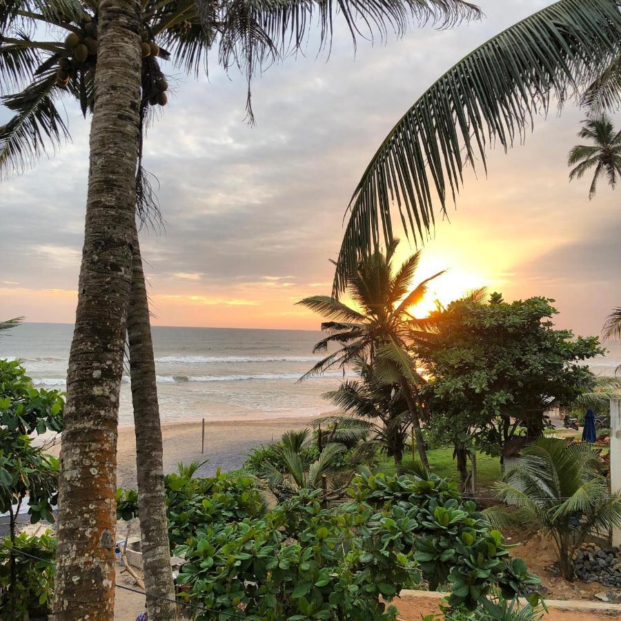 Ocean Breeze Villa Matara Luaran gambar