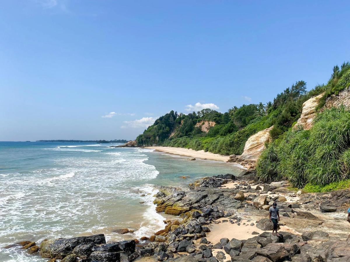 Ocean Breeze Villa Matara Luaran gambar